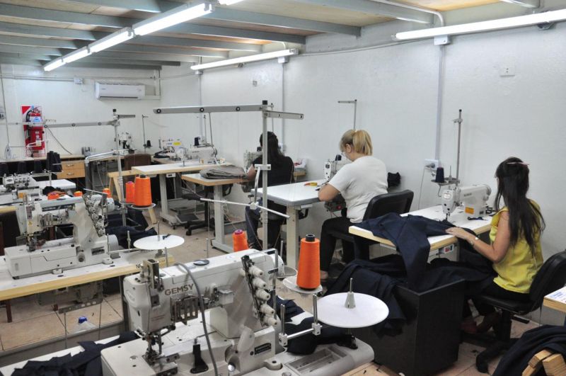  La industria pyme cayó un 13,6% en julio pero se recupera respecto de meses anteriores.-