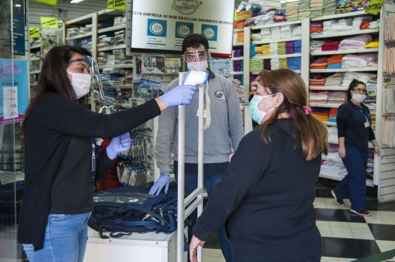 Prorrogan por otros 60 días la prohibición de despedir trabajadores sin justa causa.