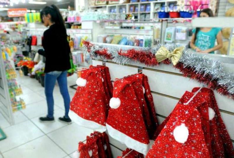 Los comercios pymes de Córdoba cerraron el año con una caída en las ventas del 2,3%
