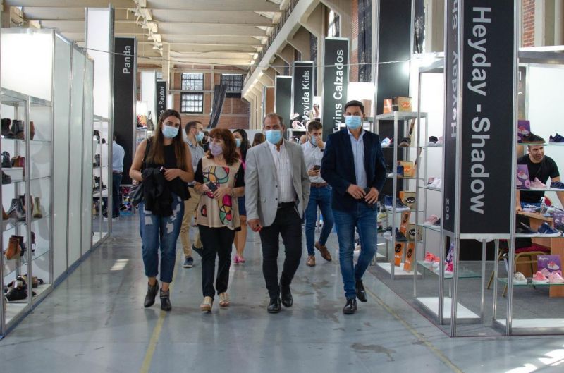 Inauguró la EXICAL Temporada Otoño-Invierno 2022