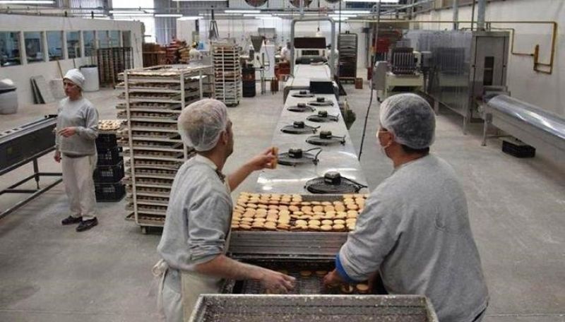 La industria pyme se desaceleró en junio pero terminó el primer semestre con un avance del 1,2%
