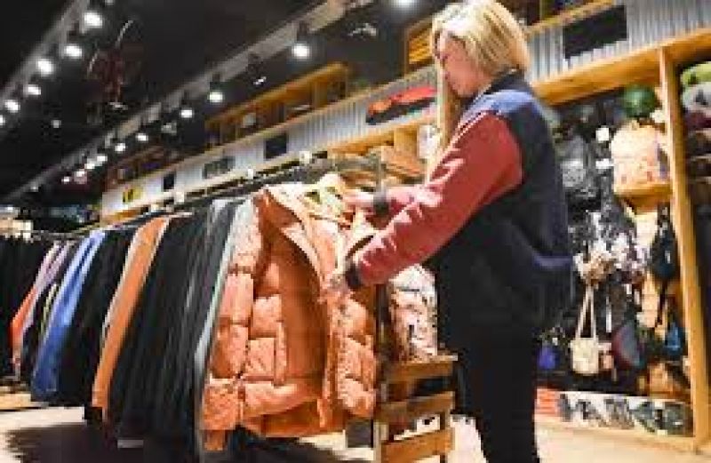 Las ventas minoristas de julio cayeron 3,7%, en Córdoba